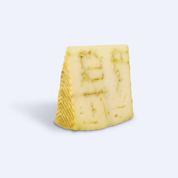 Sheep Cheese with Jalapeño – Semi-Firm Wedge (5.29 oz)