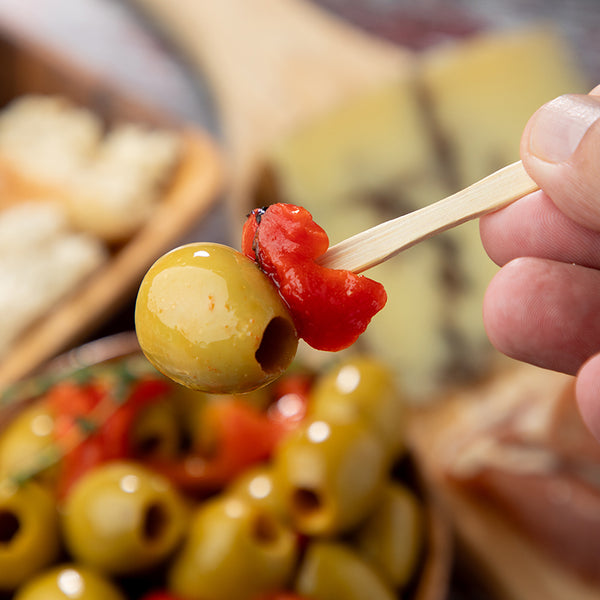 Pitted Gordal Olives with Smoked Pepper - Glass Jar 20oz / 8oz Net